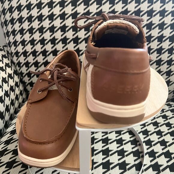 Sperry Whalefish Boat Shoe-Size 8 - Picture 2 of 8